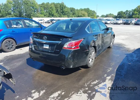 2015 Nissan Altima 2.5 S из США, поврежденный, VIN 1N4AL3AP5FC472183